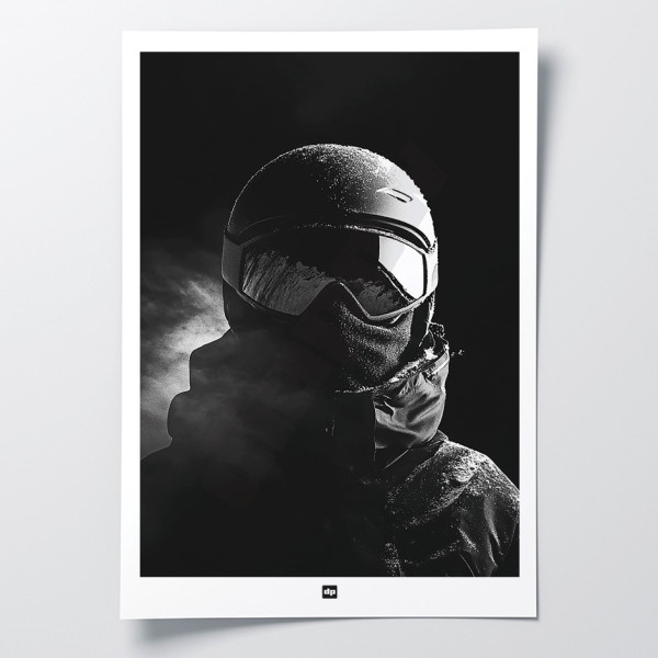 Schwarz-Weiß-Poster, minimalistische Fotografie, Design-Wanddekoration eines Skifahrers mit Helm, Maske und Brille.