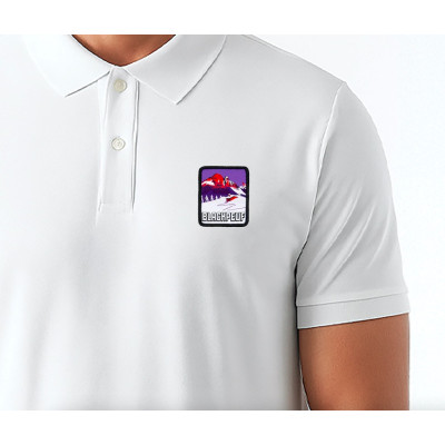 Polo blanc Blackpeuf coton bio – polo haut de gamme avec motif décoratif montagne Polo blanc Blackpeuf coton bio – polo haut de gamme avec motif décoratif montagne