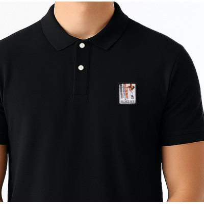 Schwarzes Blackpeuf-Polo aus 100 % Bio-Baumwolle – eleganter Stil mit illustriertem Bergmotiv