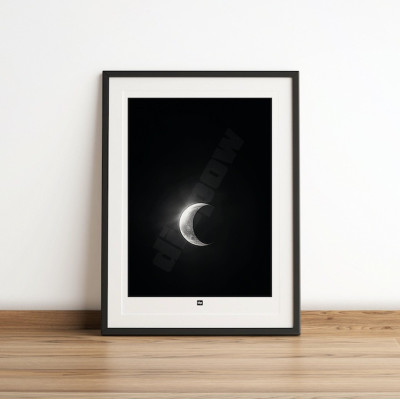 Affiche noir et blanc, photographie d'une éclipse de l'une pour décoration murale design et moderne.