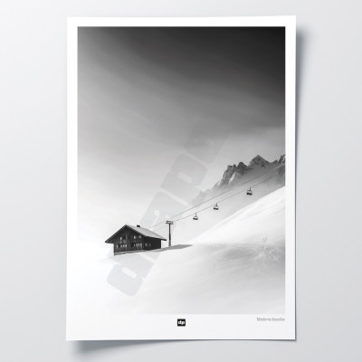 Schwarz-Weiß-Poster, Fotografie eines kleinen, in den Bergen verlorenen Ferienortes, für moderne Designdekoration. Schwarz-Weiß-Poster, Fotografie eines kleinen, in den Bergen verlorenen Ferienortes, für moderne Designdekoration.