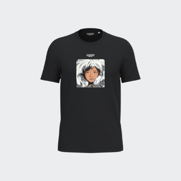 T-shirt Blackpeuf nera unisex in cotone biologico – Illustrazione di una montagna Inuit in bianco e grigio, stampata in Savoia