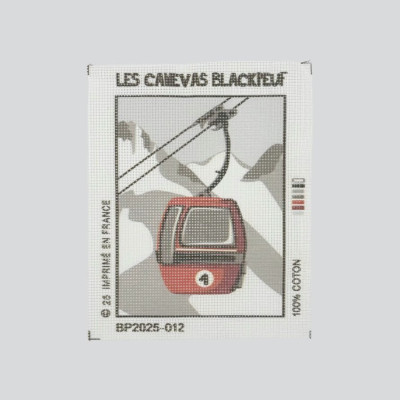Kit canevas à broder montagne Blackpeuf – œuf rouge suspendu dans la neige aux tons rouges et gris.
