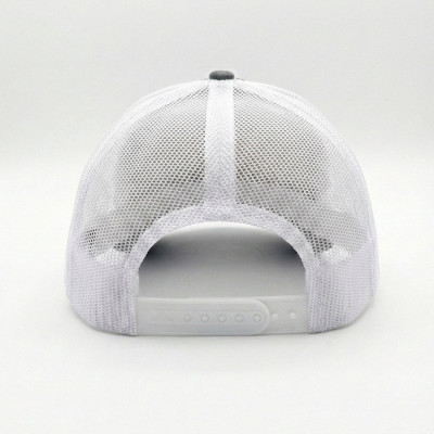 Cappellini Trucker Blackpeuf | Stile montagna e spirito outdoor