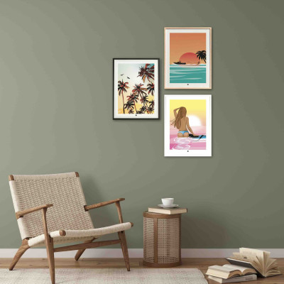 This BLACKPEUF poster offers a high-end and modern look with its vibra