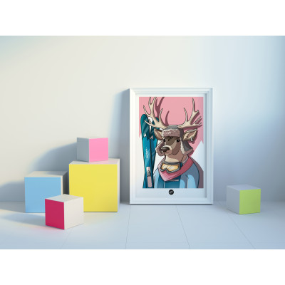 Poster murale decorativo raffigurante il cervo nero Apollinaire, raffigurante uno sci umanizzato rosa e blu. Poster murale decorativo raffigurante il cervo nero Apollinaire, raffigurante uno sci umanizzato rosa e blu.
