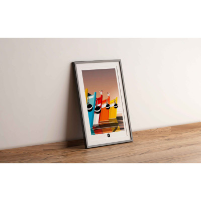 Affiche murale boat sunset multicolor sur l'eau orange pour la décoration. Affiche murale boat sunset multicolor sur l'eau orange pour la décoration.
