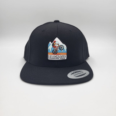 CASQUETTE SNAPBACK CLASSIQUE, inspiré des Alpes françaises CASQUETTE SNAPBACK CLASSIQUE, inspiré des Alpes françaises