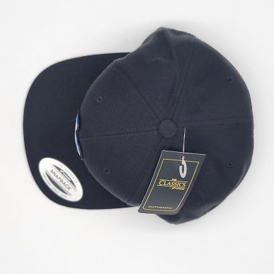 Unique design snapback, inspired by the Savoyard landscapes Unique design snapback, inspired by the Savoyard landscapes