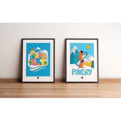 Affiche murale patch powday snowboarder sur la neige bleu et blanche pour la décoration.