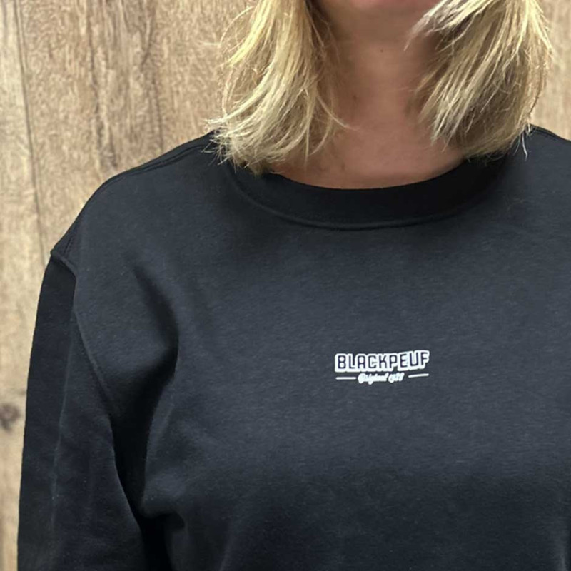 If you can't play without peuf either, then this t-shirt is made for y